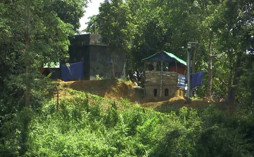নিরাপত্তার কারণে মিয়ানমার সীমান্তে যানবাহন